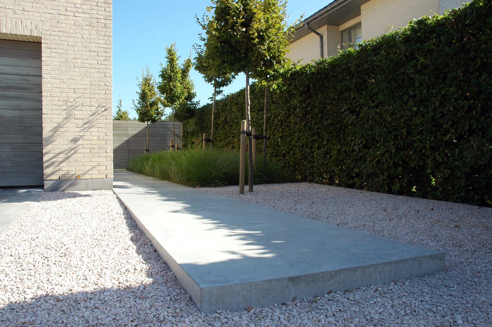 Designtuin met waterpartij