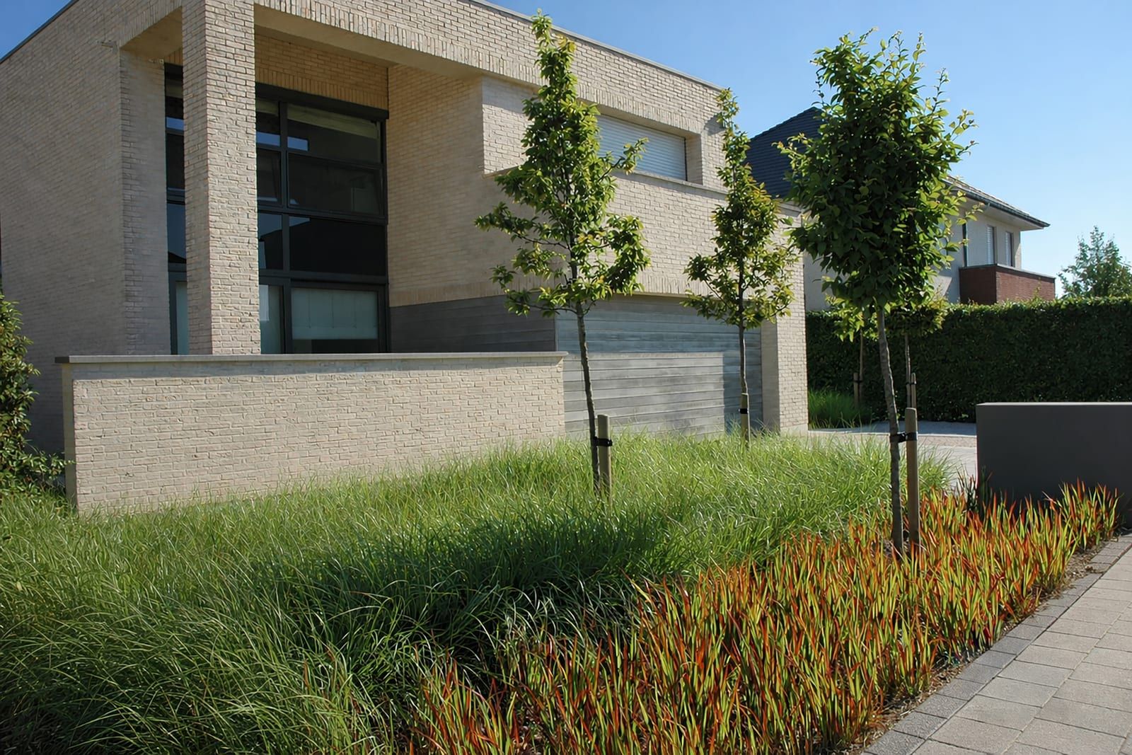 Designtuin met waterpartij