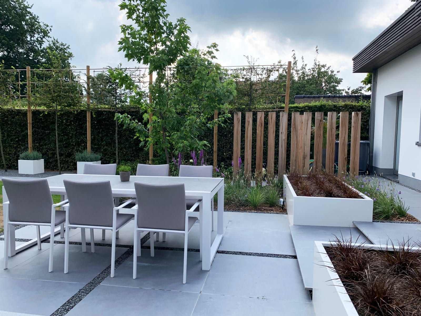 Strakke achtertuin 1