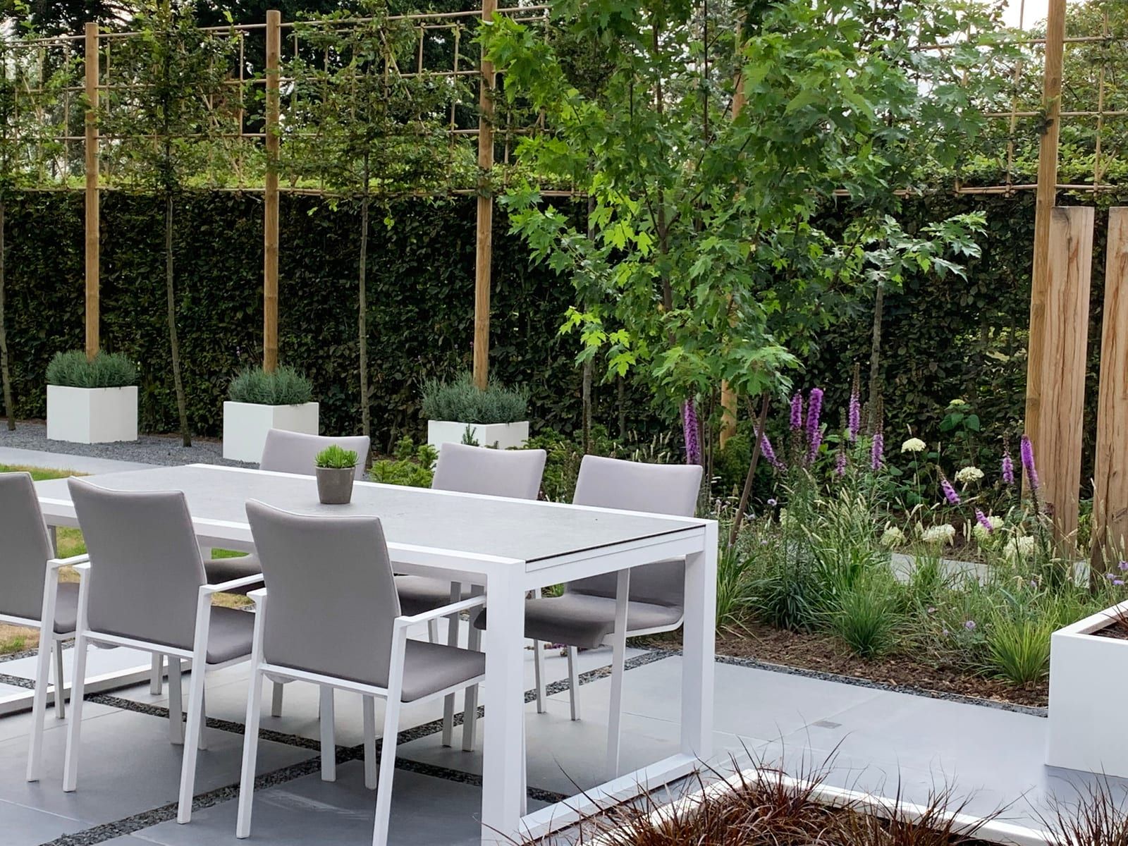 Strakke achtertuin 2