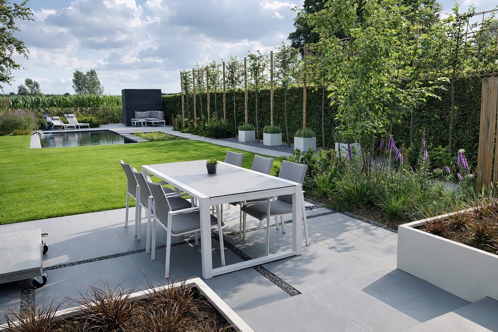 Strakke achtertuin 5